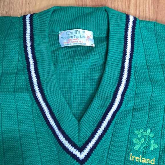 Quill’s Woollen Market Green V Neck Pullover, Size M, 100% Acrylic, NEW - Picture 3 of 7